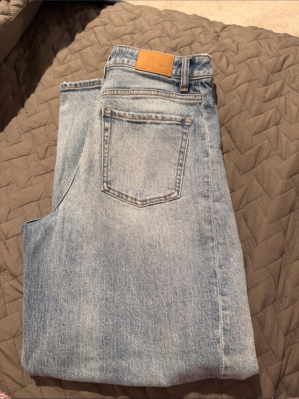 BKE Women’s Light Blue Straight Jeans